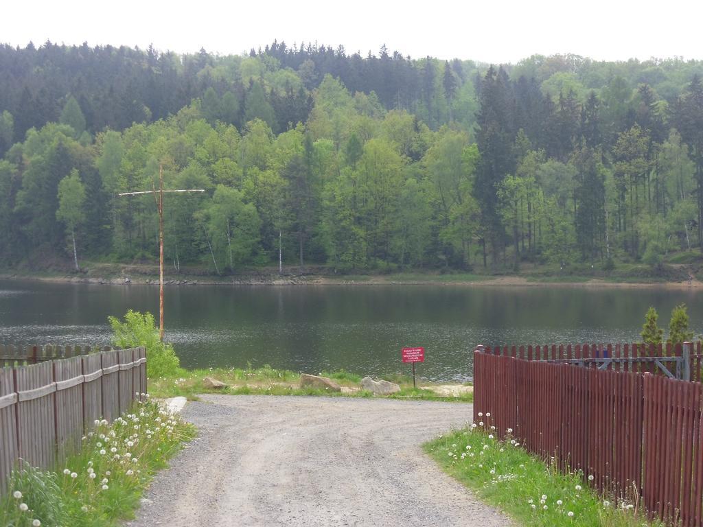 Domki Nad Jeziorem Karlowice 외부 사진